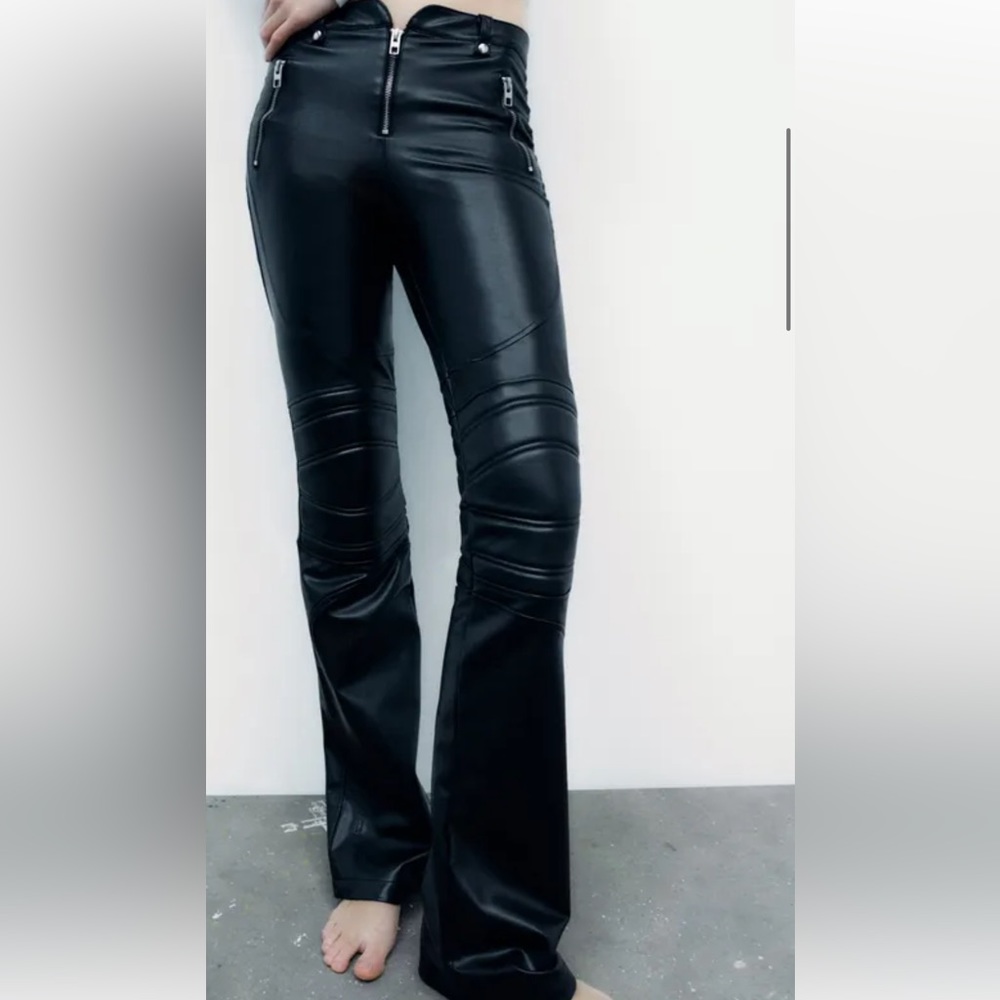 Women Zara ZIPPERED FAUX LEATHER PANTS